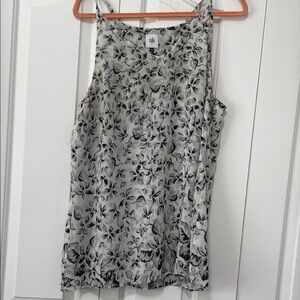 Cabi moody floral
Floral Sleeveless Top